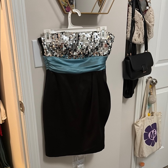 Speechless Dresses & Skirts - Speechless Blue and Silver Sequin Strapless Cocktail Dress